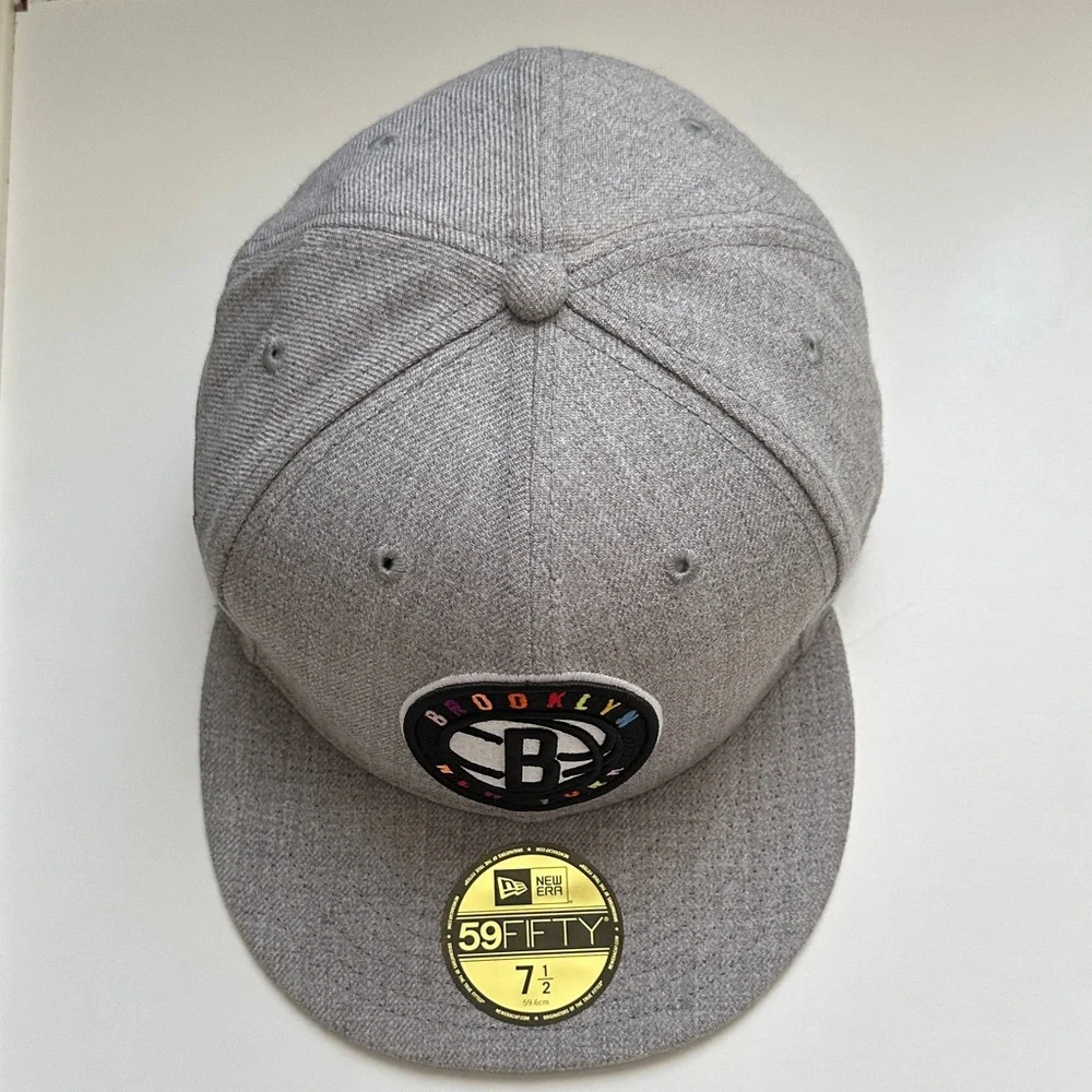 New Era Cap Brooklyn Gray Colorful Logo Men's Basketball